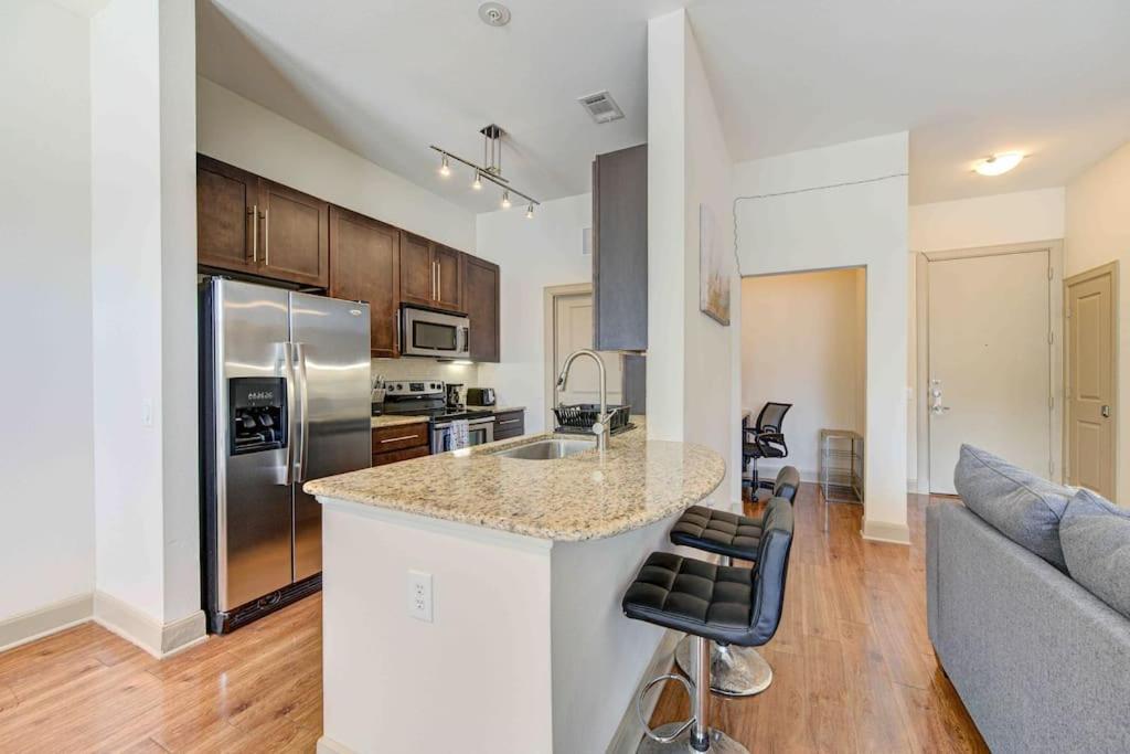 Cozy Apt Nrg Pool,Wi-Fi, Free Parking, Petsok! Houston Eksteriør billede